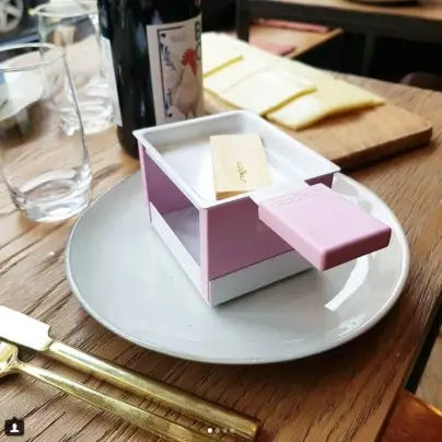 YETI - Pink individual raclette with candle